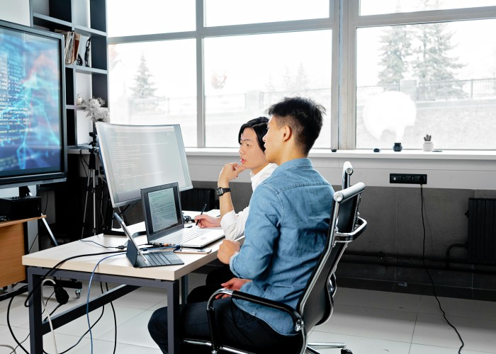 SEO for Consultants: Build Authority and Attract Clients Online